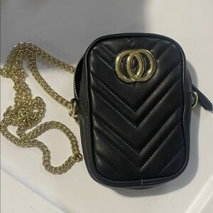 Quilted Black Crossbody Bag with Gold Chain